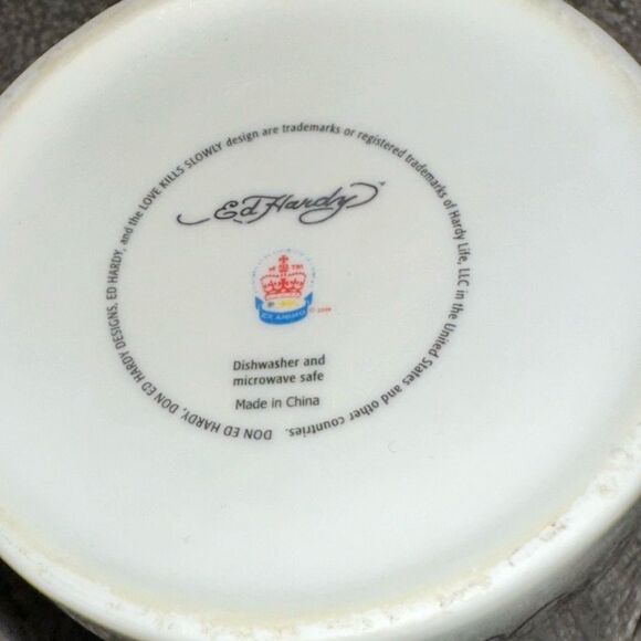 Ed Hardy 2008 Love Kills Slowly Mug roses‎ eagle skull Y2K 2000’s - Picture 8 of 9